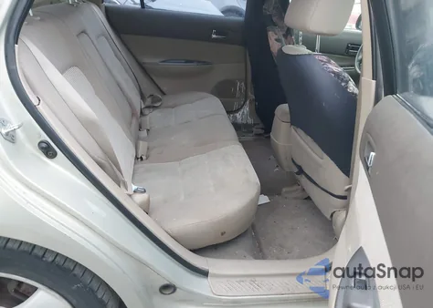 2004 Mazda Mazda6 S z USA, uszkodzony, nr VIN 1YVFP82D645N59706